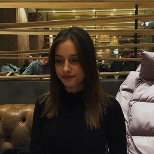 Meet your Posher, Anna